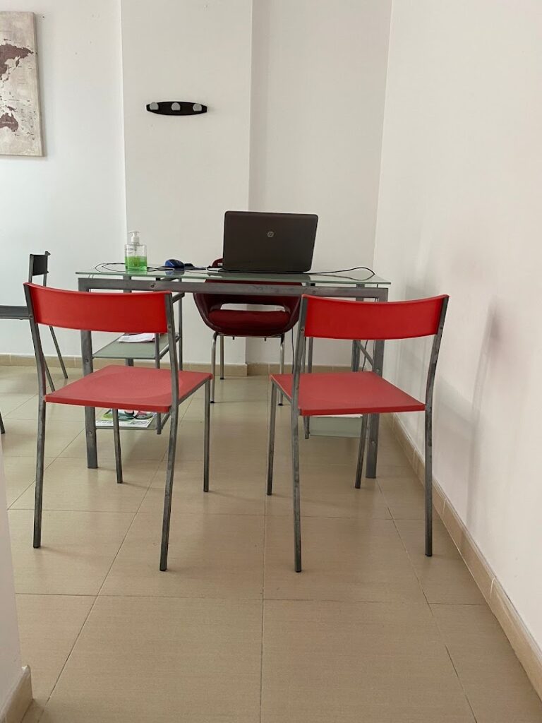 Imagen de Centro de Estudios Atlas