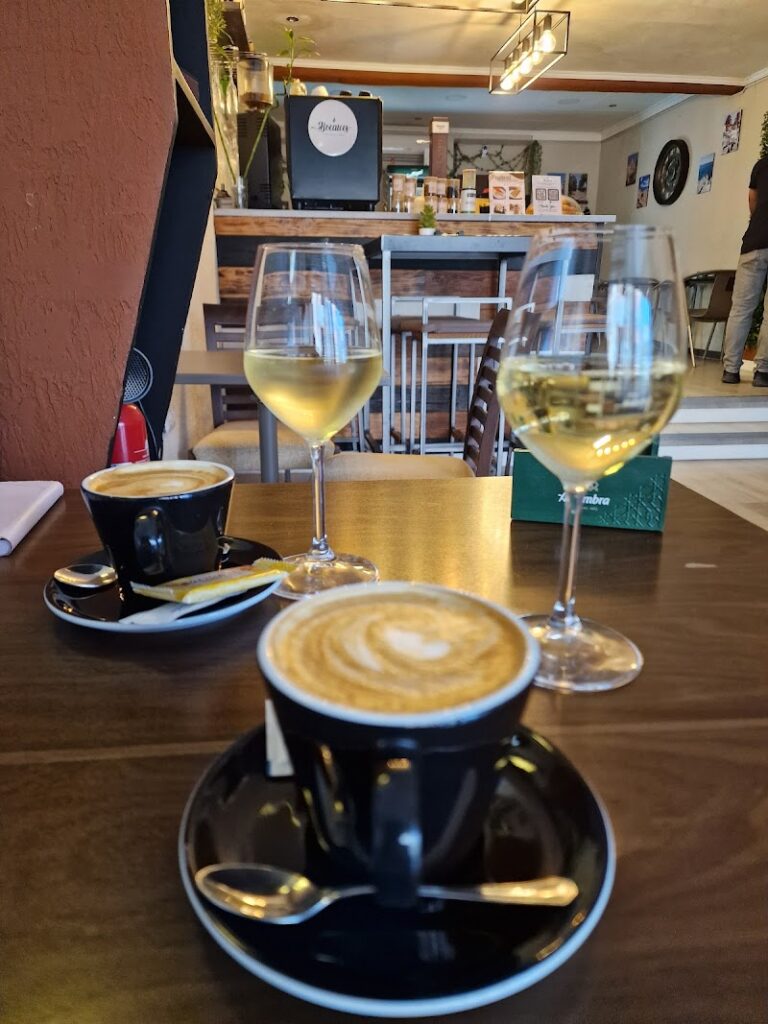 Imagen de Cafetería & Bar de Tapas, Bocaices