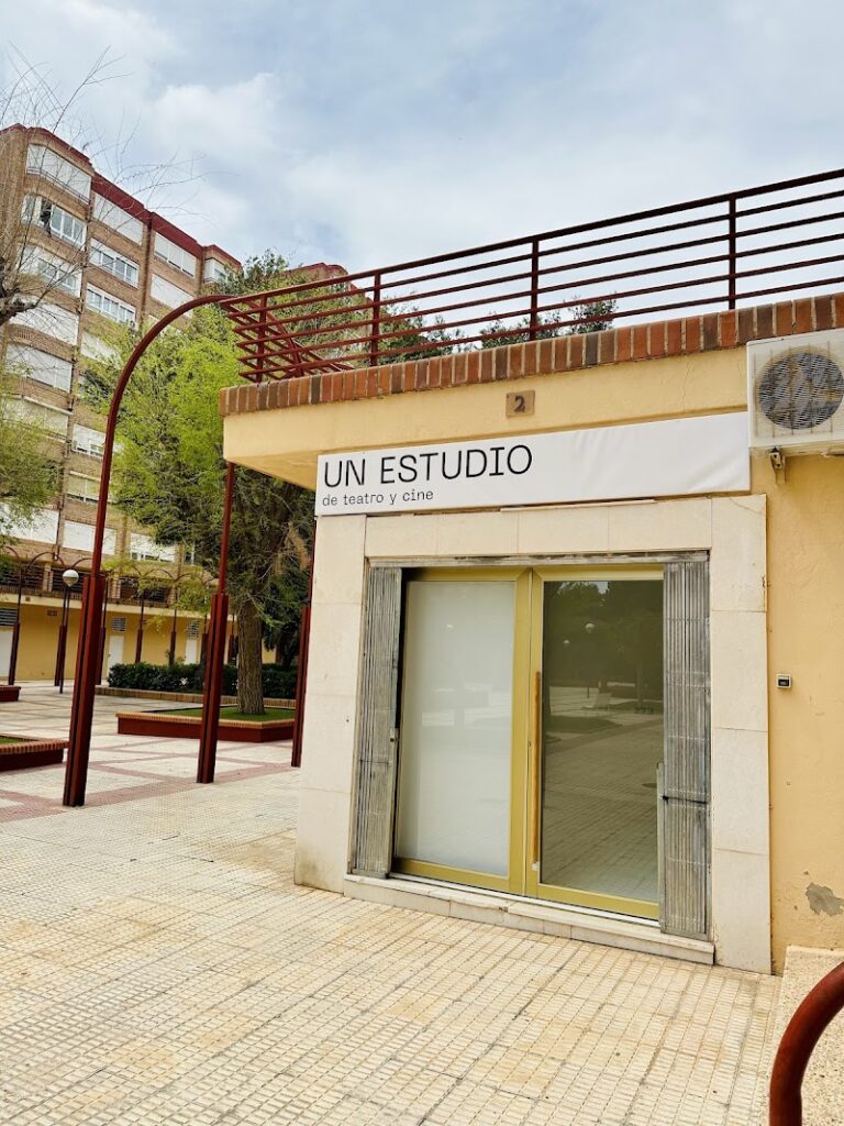 Imagen de Un Estudio de Teatro y Cine