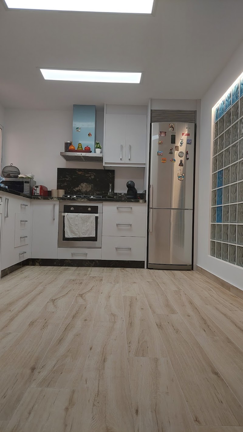 Imagen de A.j. Maestre – Carpinteria Artistica – Decoración Artesanal – Alicante