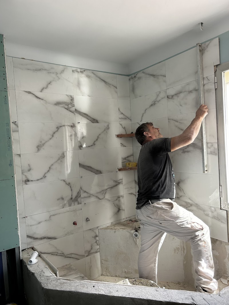 Imagen de Ekler: Reformas y Construcción