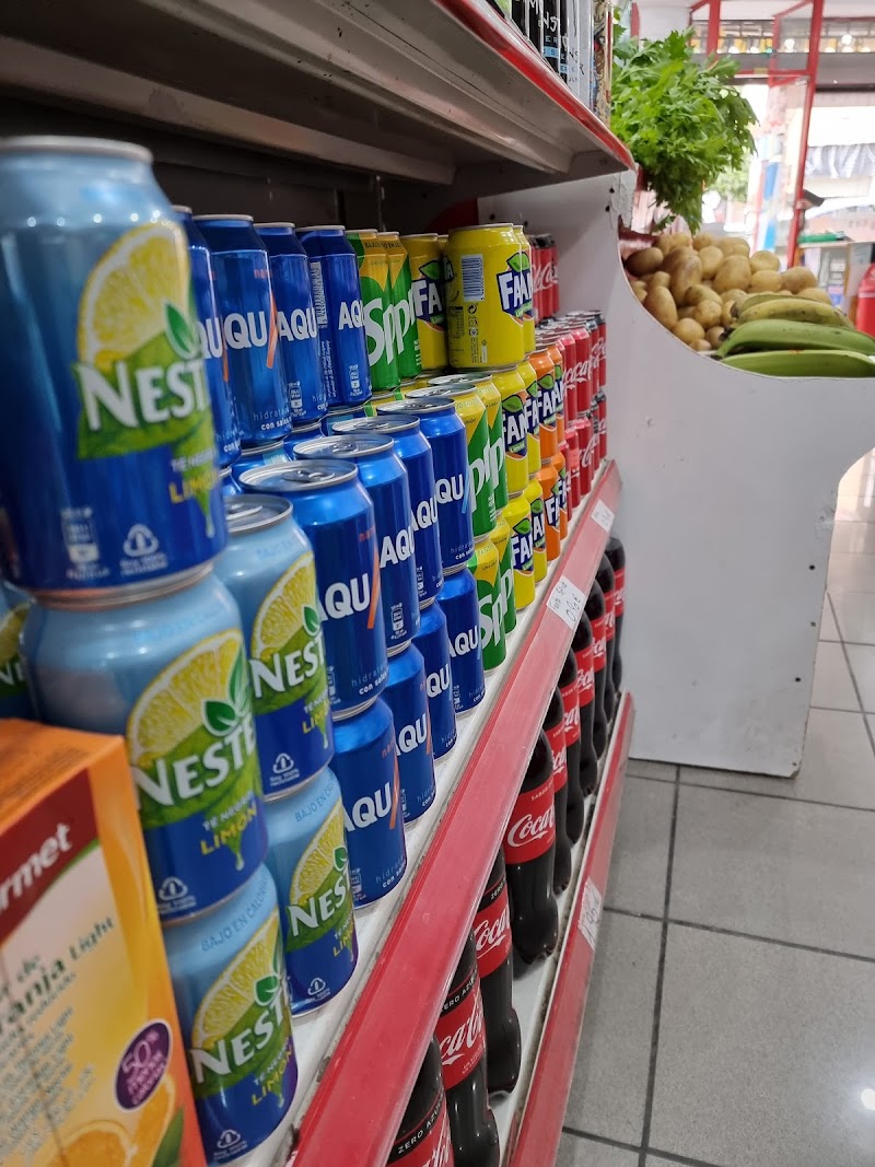 Imagen de Stop & Buy Supermarket