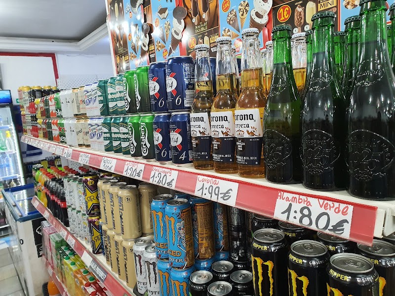 Imagen de Stop & Buy Supermarket