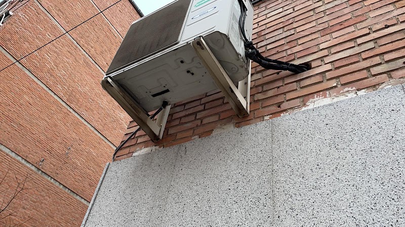 Imagen de Climaplus Reparación Calderas y Aire Acondicionado Alcala de Henares