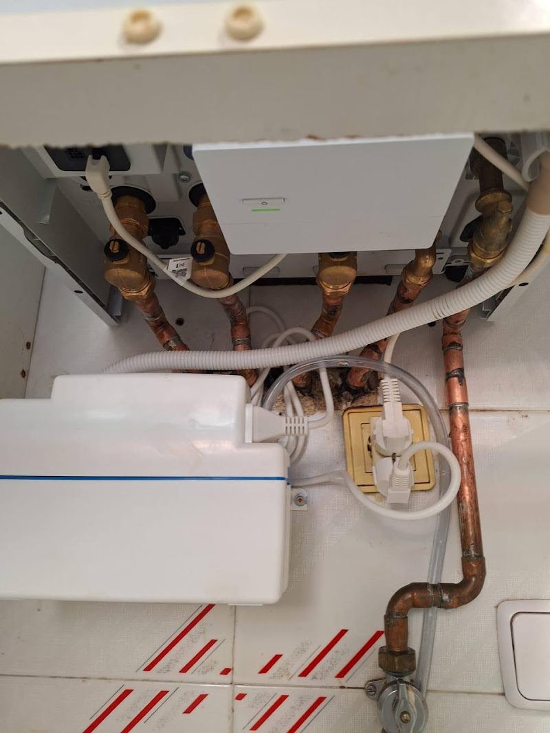 Imagen de Climaplus Reparación Calderas y Aire Acondicionado Alcala de Henares