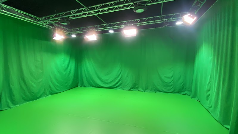 Imagen de Crecem Estudios | Productora Audiovisual | Plato de Vídeo