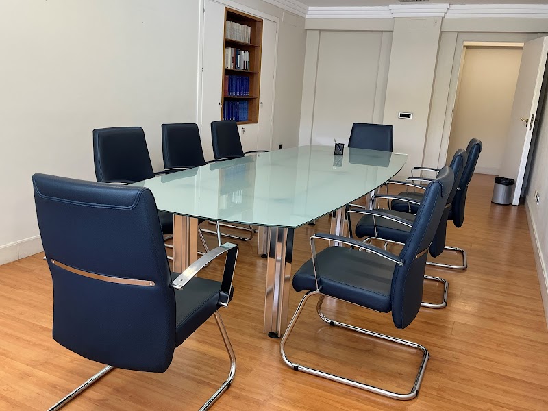 Imagen de Notaría Edificio Sevilla 2 – Gonzalo García Manrique