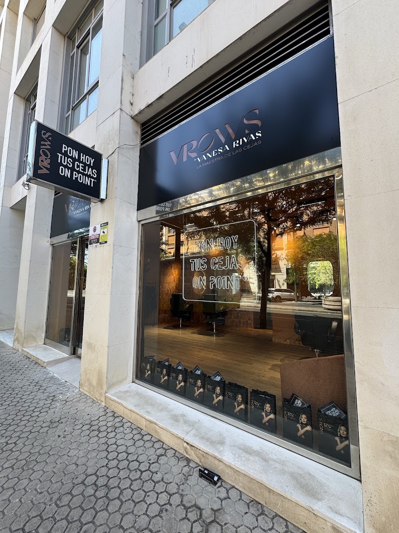 Imagen de Depilación con Hilo en Sevilla | Vanesa Rivas | la Buhaira