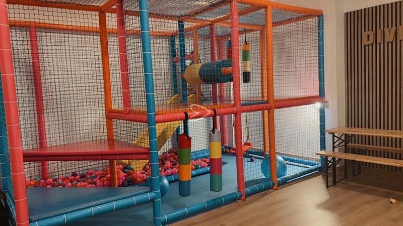 Imagen de Diviertt Sevilla Local de Celebraciones Parque de Bolas