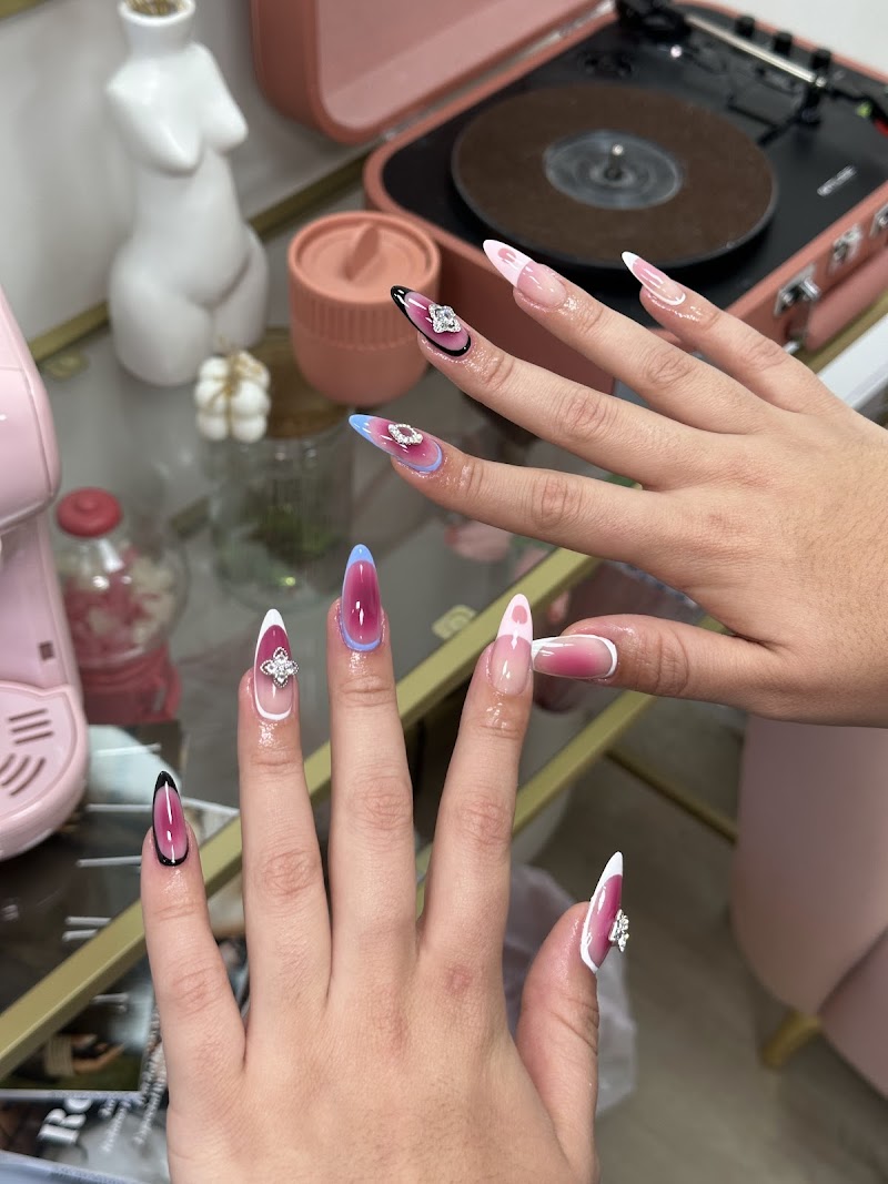 Imagen de Nails By María Dong