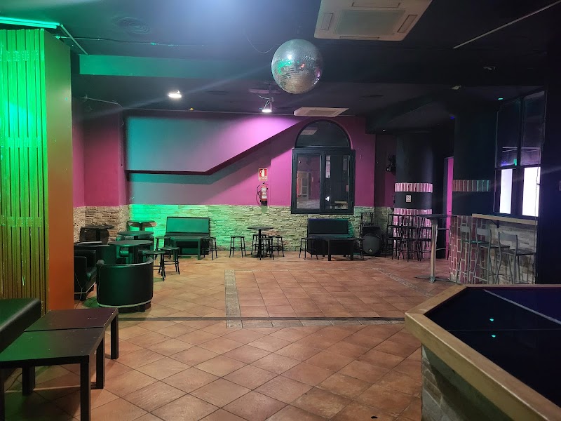 Imagen de Sugar Club Leganés – Fiestas y Celebraciones Privadas – 18 Cumpleaños – Graduaciones