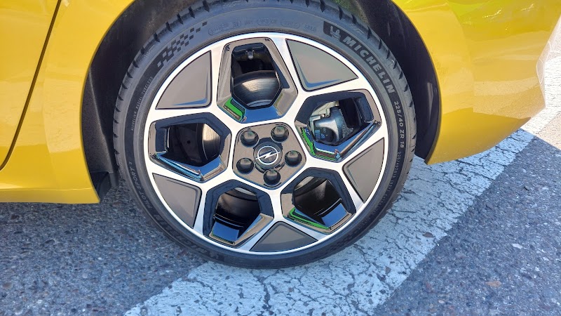 Imagen de Tn Racing Reparación de Llantas