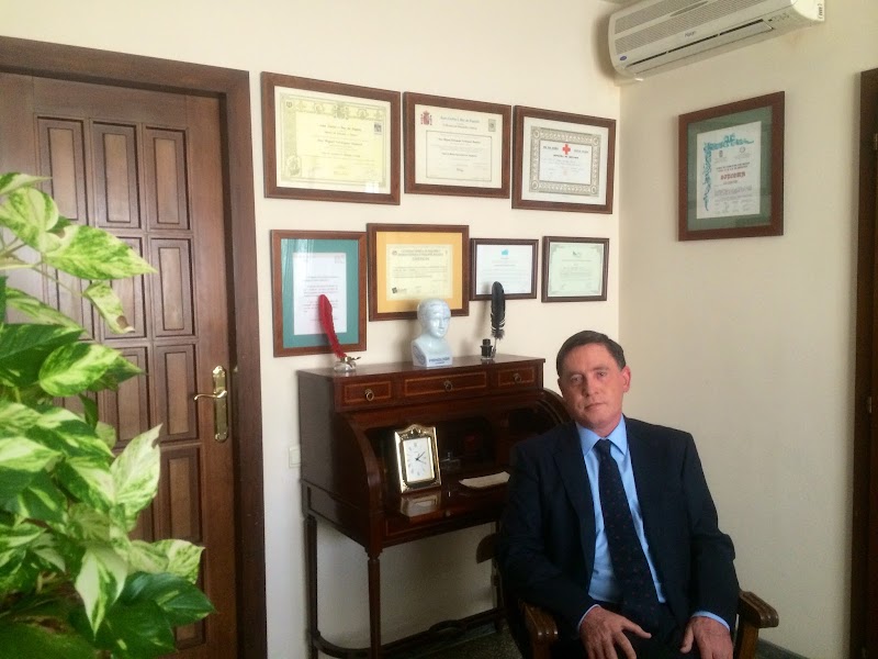 Imagen de Psiquiatra Valencia Miguel Verdeguer Clínica de Psiquiatría Valencia.