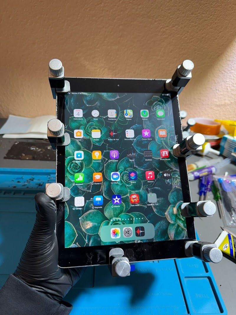 Imagen de Siltech | Reparaciones de Iphone, Ipad, Macbook y Apple Watch