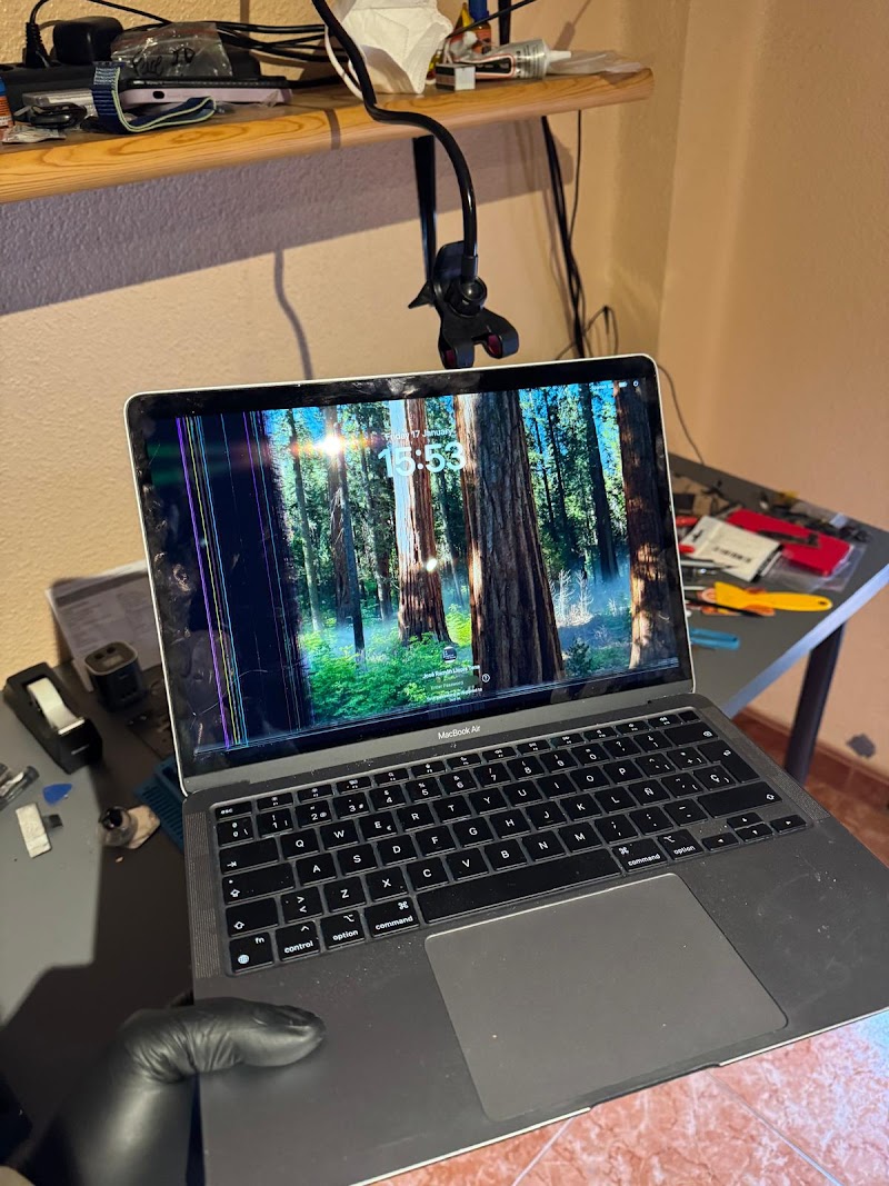 Imagen de Siltech | Reparaciones de Iphone, Ipad, Macbook y Apple Watch