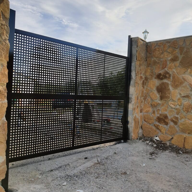 Imagen de Puertas Automáticas y Puertas de Garaje Valencia | Puertas Jm