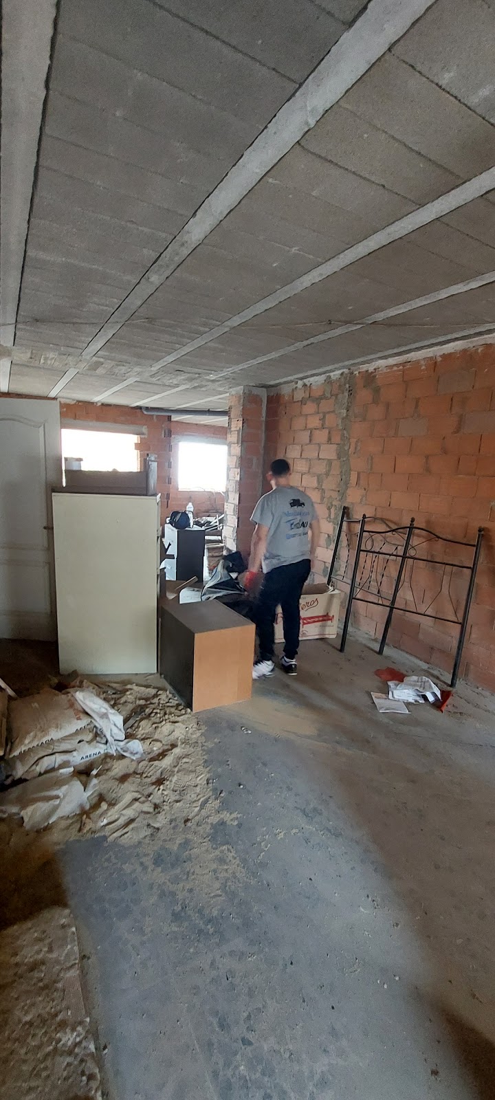 Imagen de Mudanzas y Transportes Colau