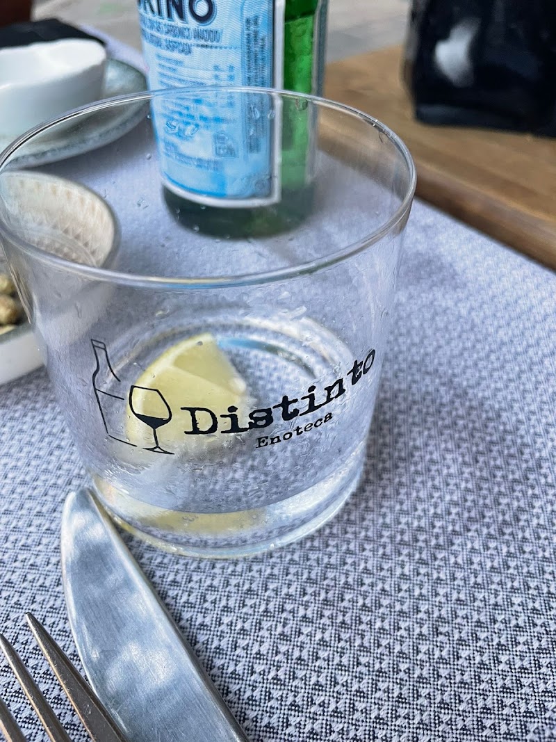 Imagen de Distinto Restaurante | Marisquería en Valencia