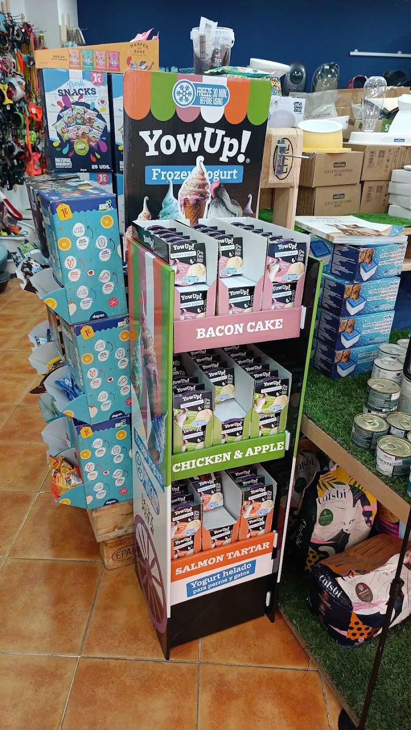 Imagen de Lobers Peluqueria Canina y Alimentación Natural