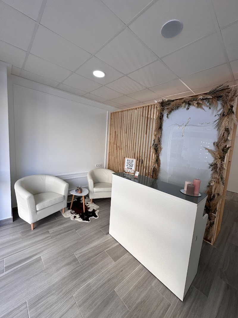 Imagen de Extensiones de Pestañas Algemesi