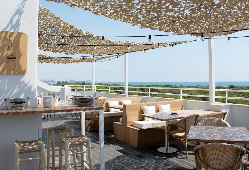 Imagen de You & Co. Saler Beach Boutique