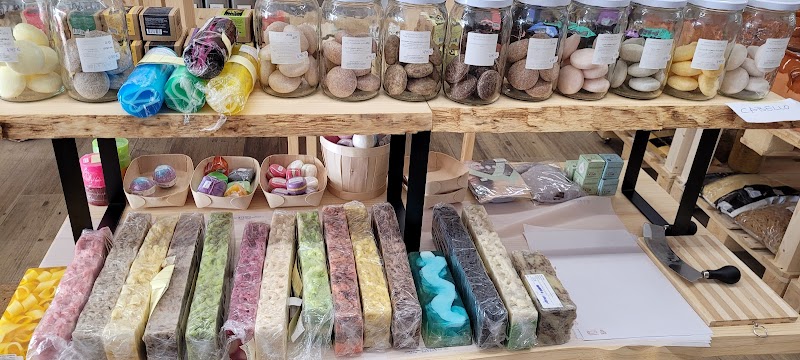 Imagen de Mondo Bienestar – Reiki, Quiromasaje, Herbolario y Tienda Ecológica en el Campello / Alicante