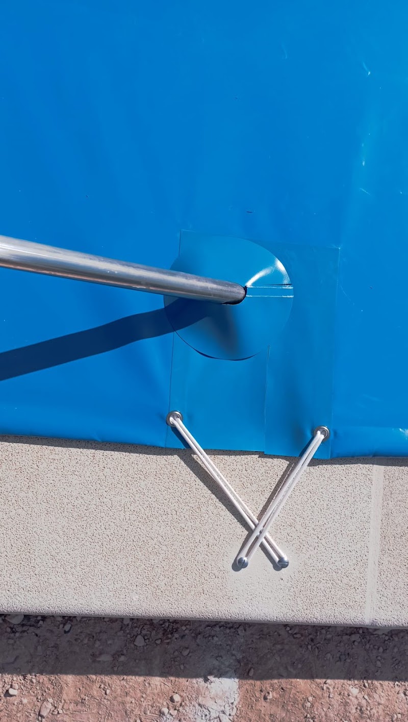 Imagen de Ferretería García: Piscinas y Chimeneas