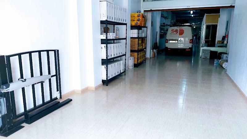Imagen de Puertas Automáticas Automatismos Sg