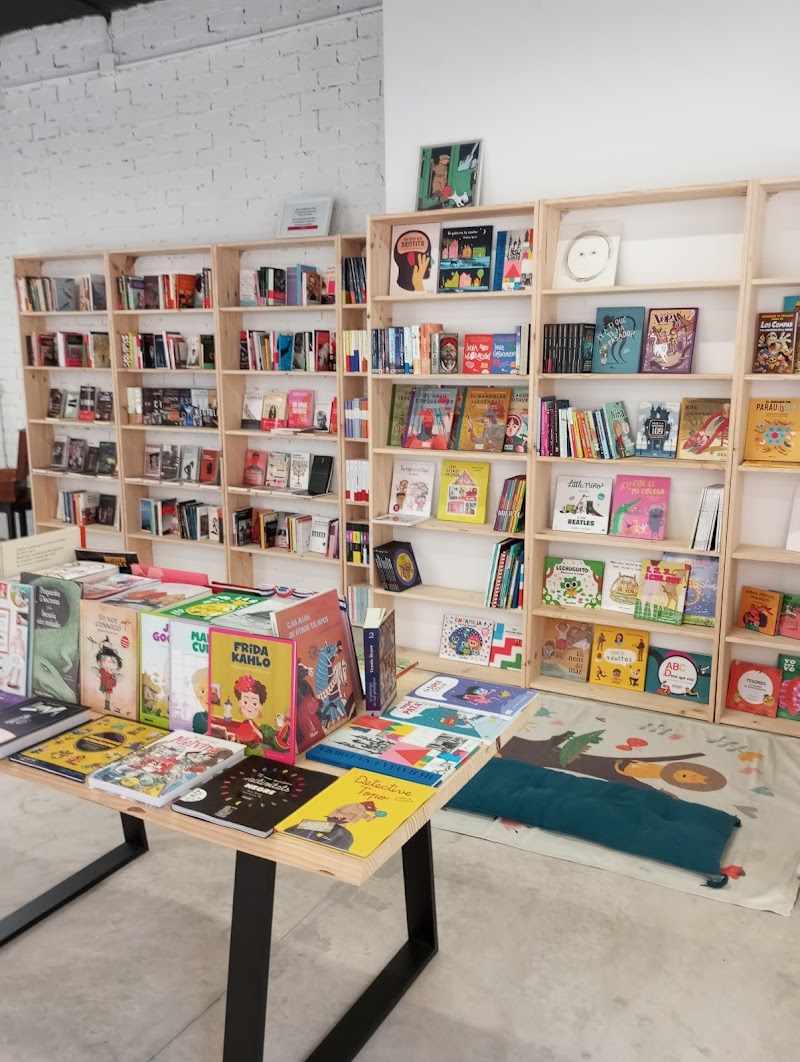 Imagen de Arribada Llibres