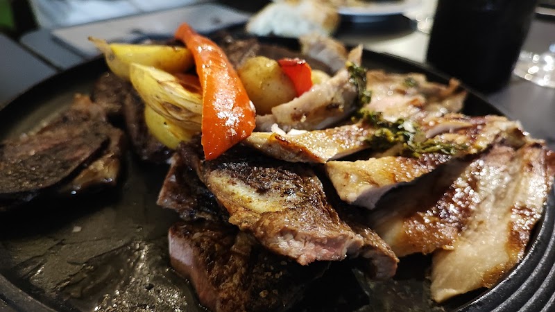 Imagen de Tu Lugar Brasas y Tapas