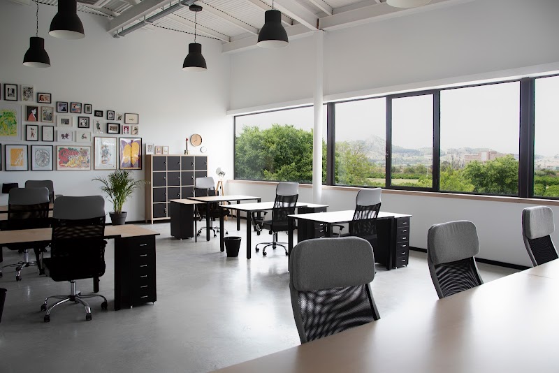 Imagen de Agarra Aire – Espacio Coworking – Alquiler de Oficinas