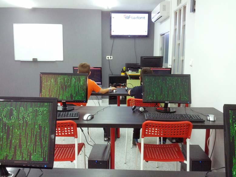Imagen de Aula Informàtica la Font