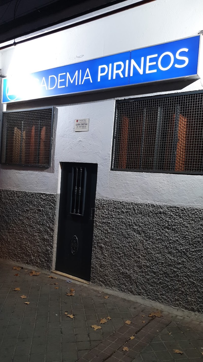 Imagen de Academia Pirineos