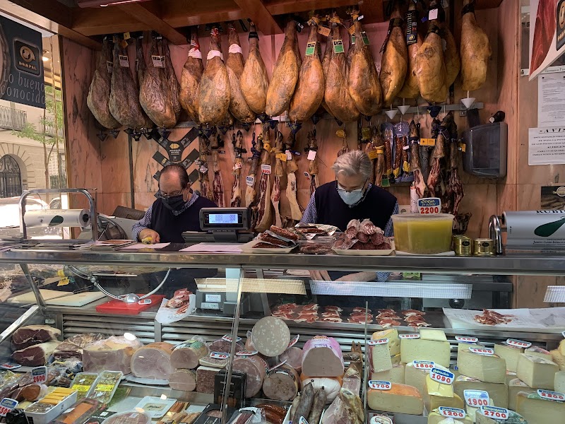 Imagen de Rubio, Alimentación