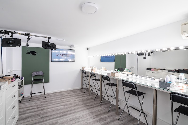 Imagen de Mak School – Estudio de Maquillaje Profesional