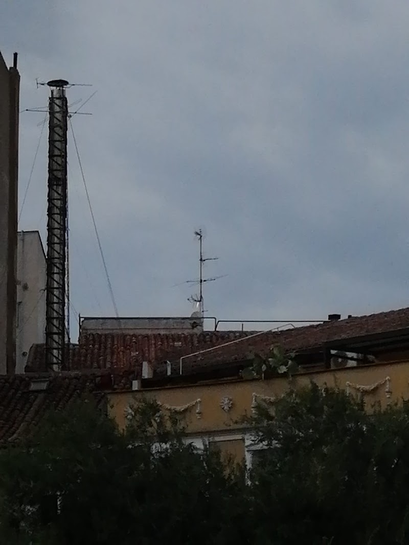 Imagen de Tubos Chimenea y Salida Humos Madrid Mjs Técnicas Verticales