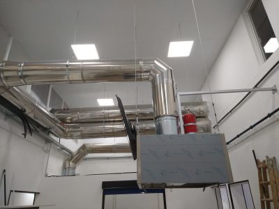 Imagen de Tubos Chimenea y Salida Humos Madrid Mjs Técnicas Verticales