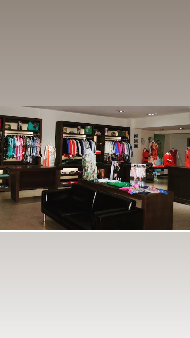 Imagen de negocio en Moda y complementos en Getafe
