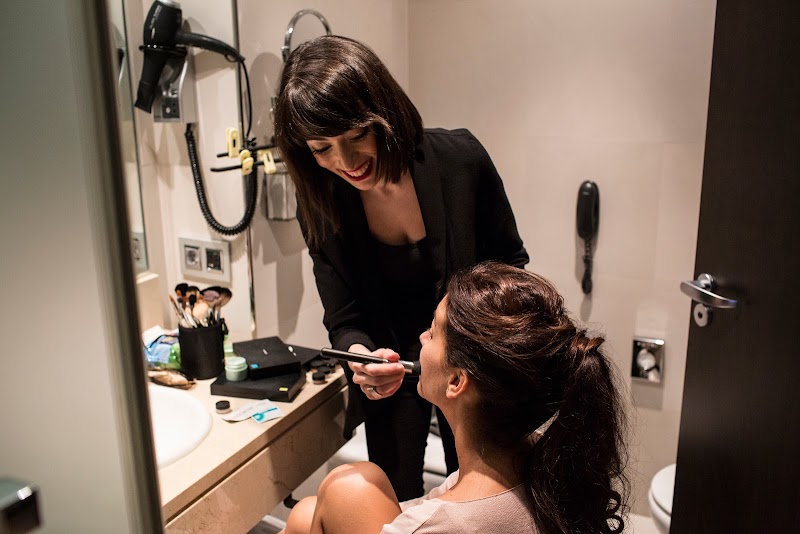 Imagen de *está en Ti* Maquillaje y Peinado a Domicilio