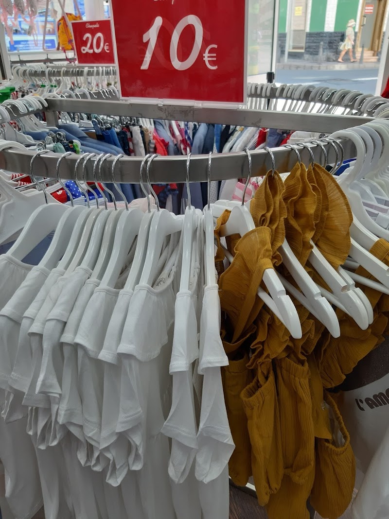 Imagen de Chupete Moda Infantil | Tienda de Moda Infantil