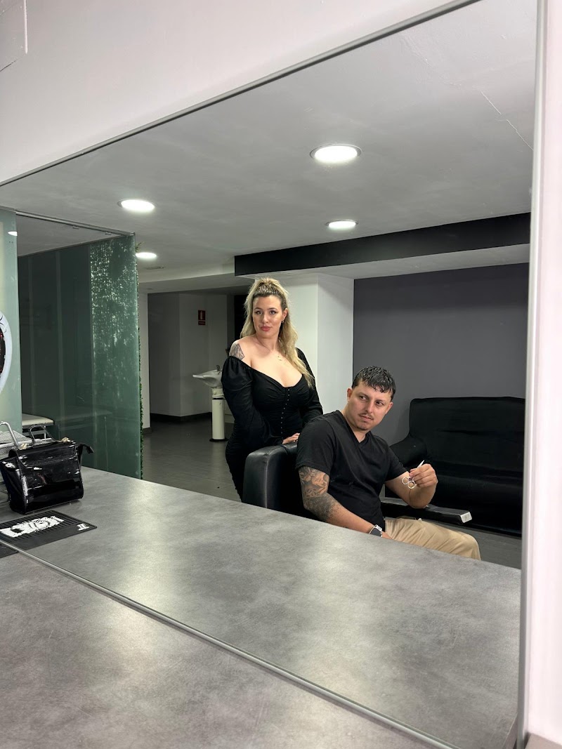 Imagen de La Fama – Barbershop