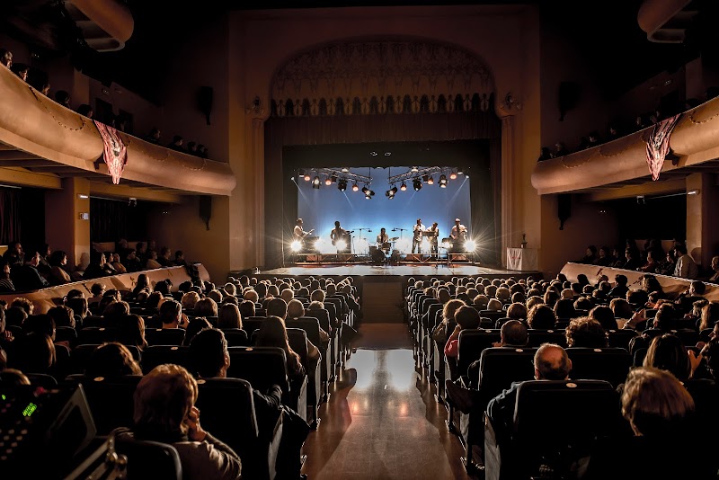 Imagen de Audiosait – Il·luminació I So Professional