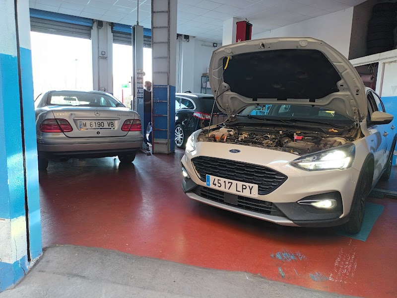 Imagen de Bobby Taller Mecánico y Electricidad