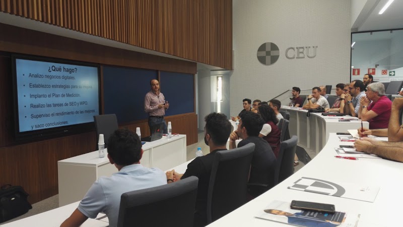 Imagen de Rafa Ramos – Agencia de Marketing Digital – Especialistas en Seo Local