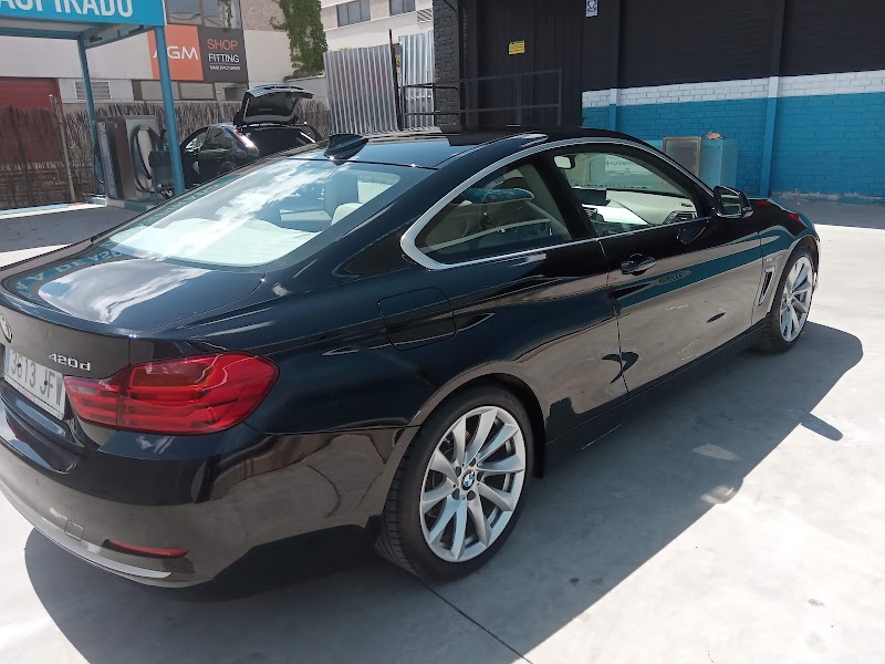 Imagen de Max Limpio – Autolavado L Boxes de Lavado L Lavadero de Coches en Alcobendas