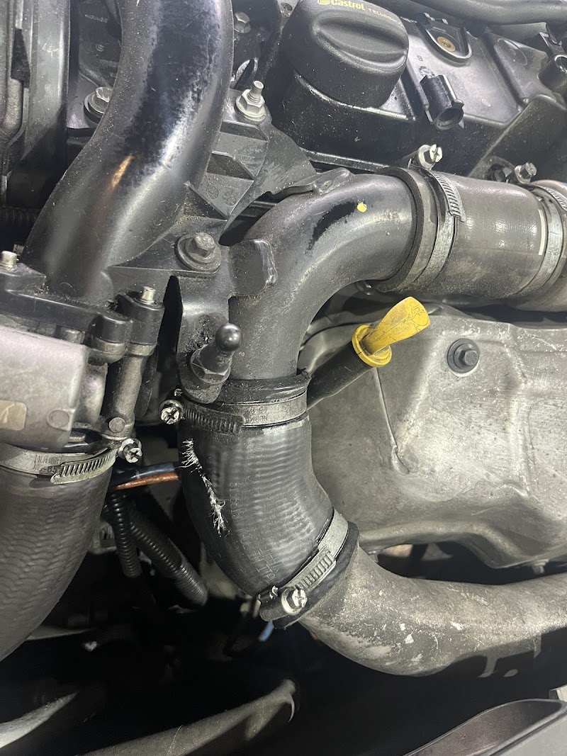 Imagen de Sj Automoción – Taller Mecánico en Oliva