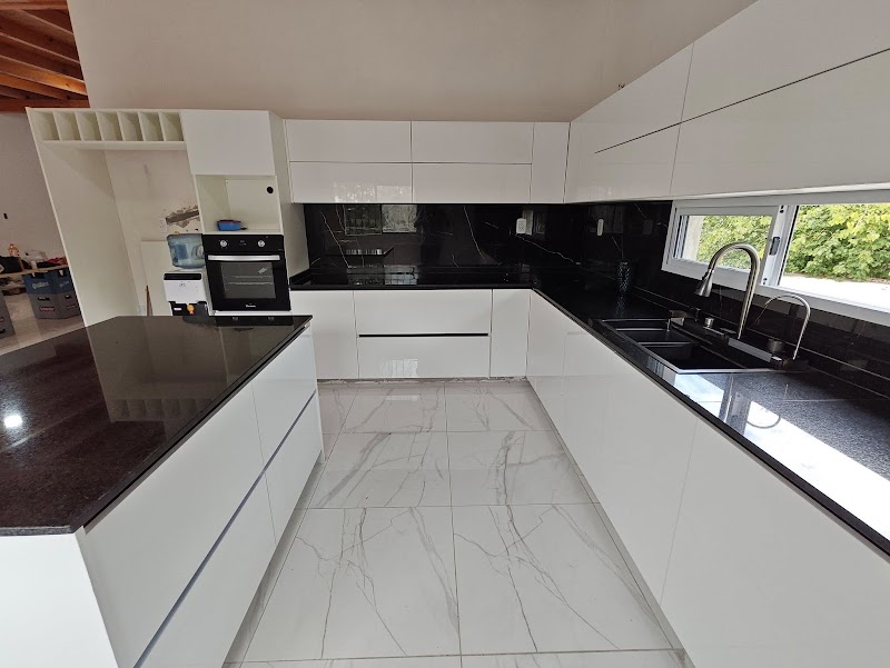 Imagen de Carpintería & Ebanistería Gandía – Savoia Santiago Cortese