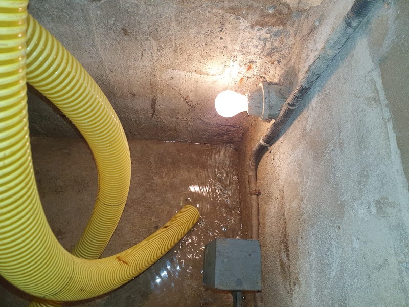 Imagen de Desatascos de Tuberías y Vaciado de Fosas Vicsal