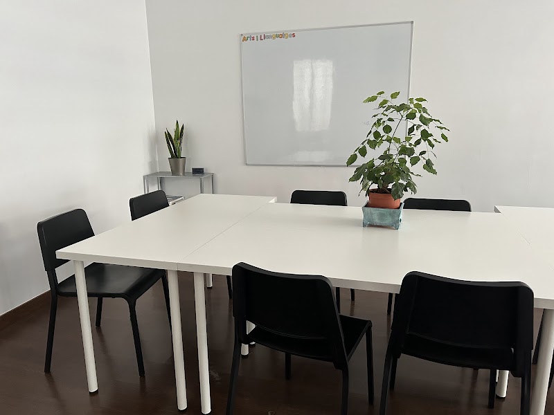 Imagen de Acadèmia Arts I Llenguatges Carcaixent