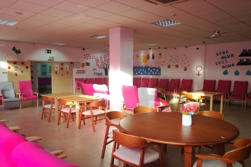 Imagen de Centro de Día para Mayores en Granada «zaidín – Macrosad»